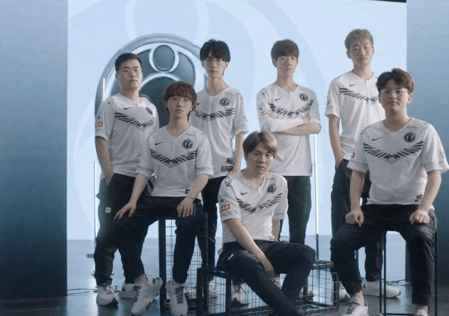 老牌国脚则 老牌国脚则