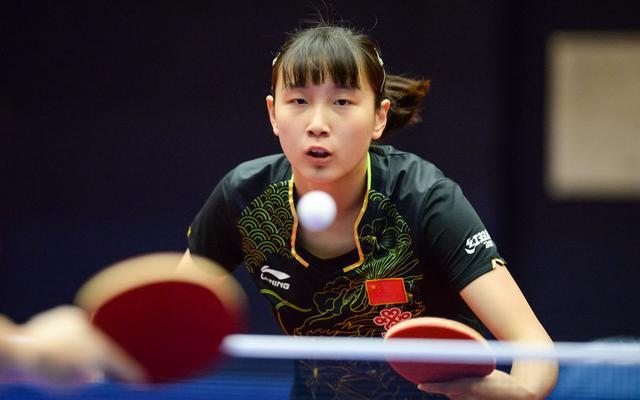 系叠加华纳 系叠加华纳